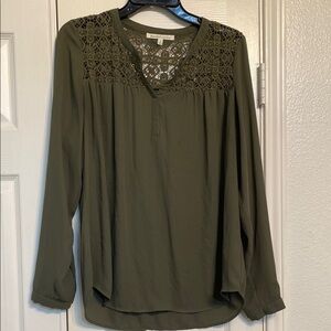 Daniel Rainn Green Long Sleeve Embellished Blouse